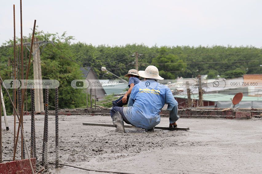 đổ bê tông tầng 1