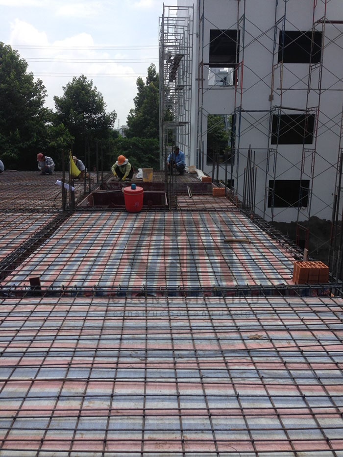 rải sắt tầng 1 nhà phố kết hợp căn hộ cho thuê quận 2